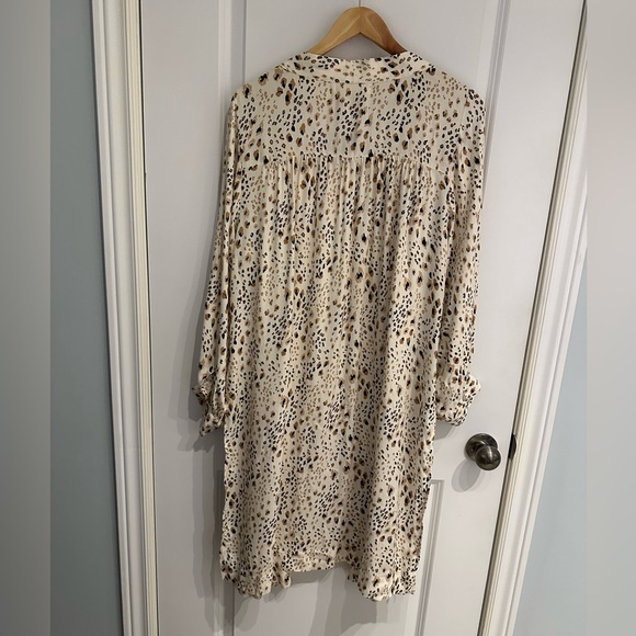 SOLD NWT Saltwater Luxe cheetah/leopard kimono M - Picture 7 of 8